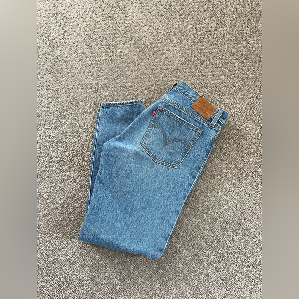 Levi’s Wedgie Straight Jean